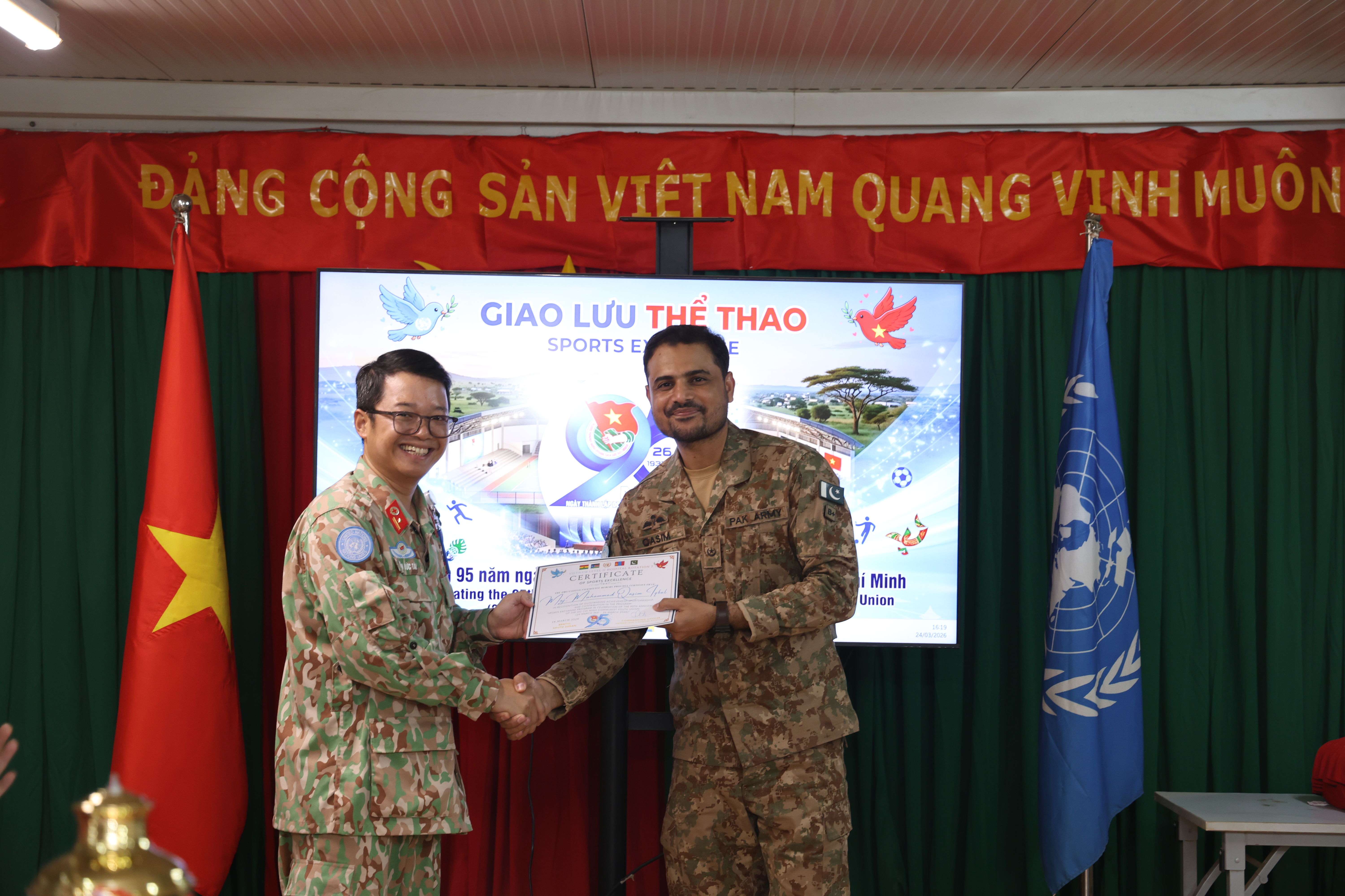 /UploadStore/admin/260326 doan thanh nien 2.7/5abb35b24002ce5c9713.jpg